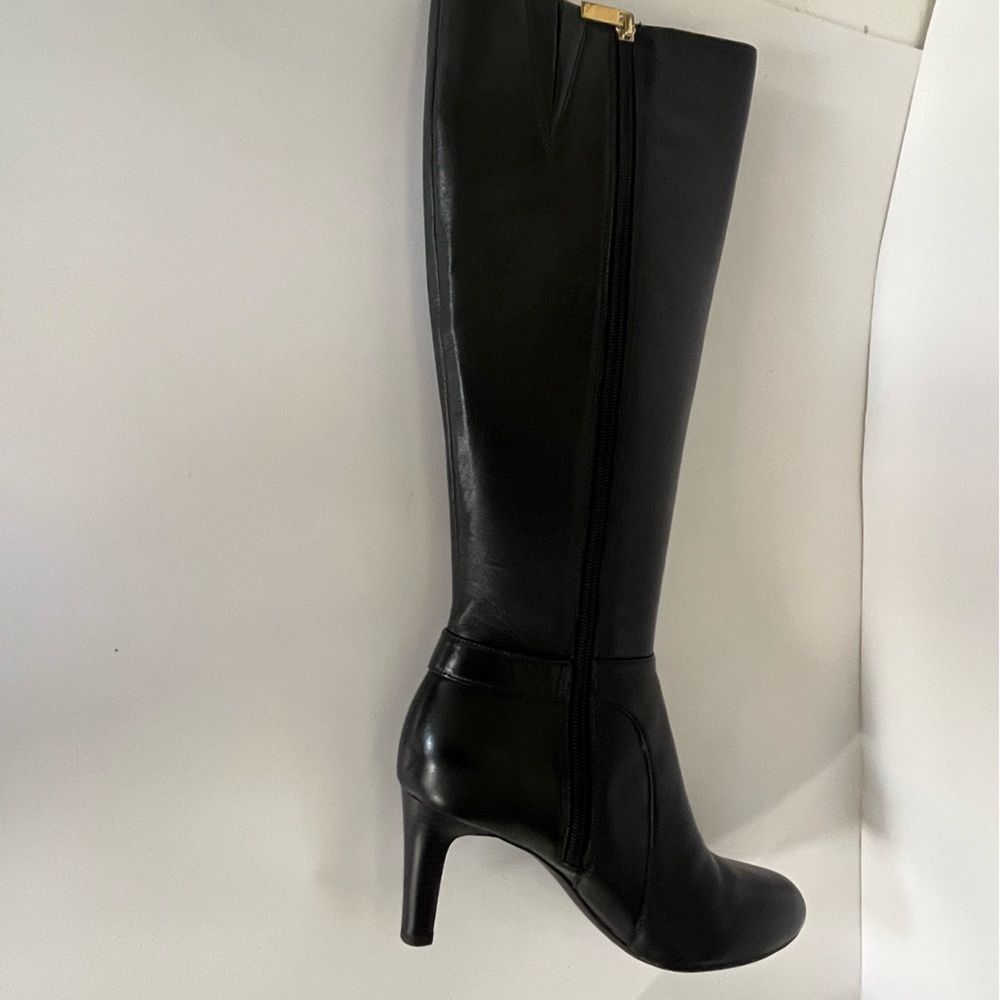 Bandolino black knee length LE leather boot, size 5.5, 6M